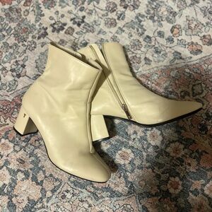 Ted Baker Beige Boots (Size 39)